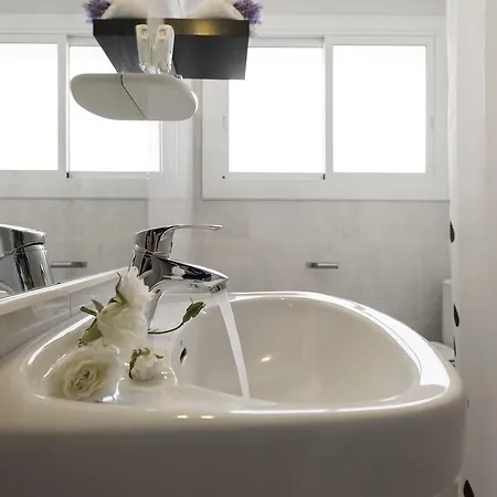 Monica Apartman Sitges